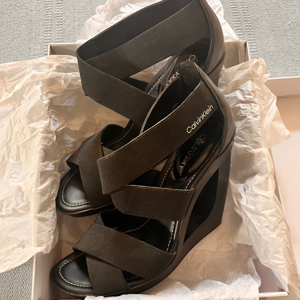 Calvin Klein shoes, EU 39M, US 8.5, original box
